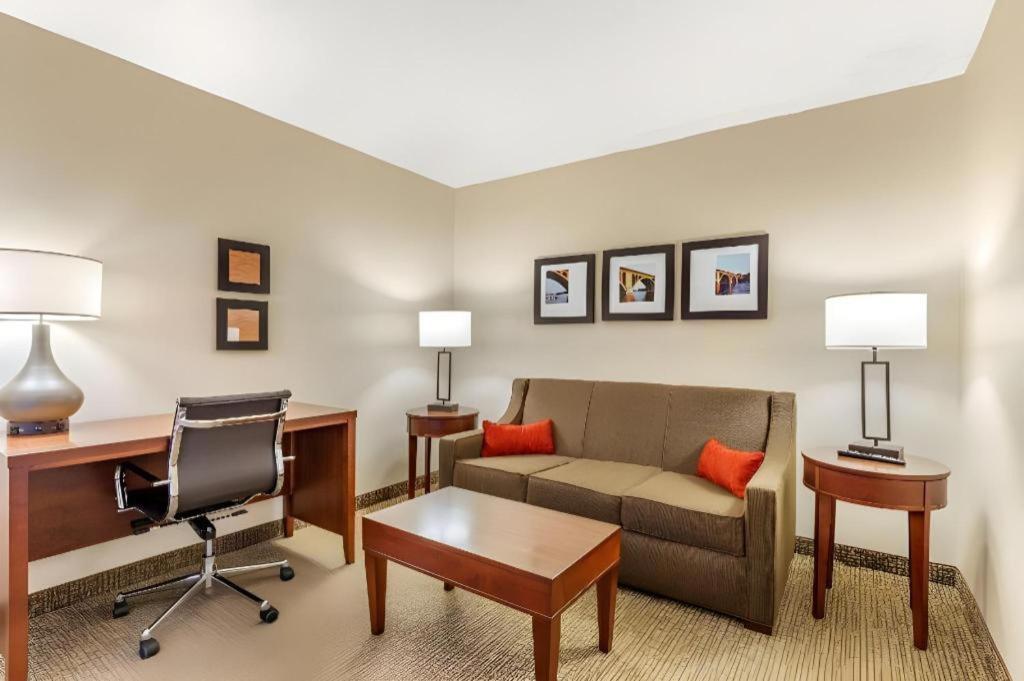 Comfort Inn Quantico Stafford Exteriör bild
